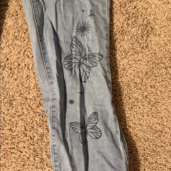 ROMWE Blue Jeans with Butterfly and Star Print - Picture 4 of 7